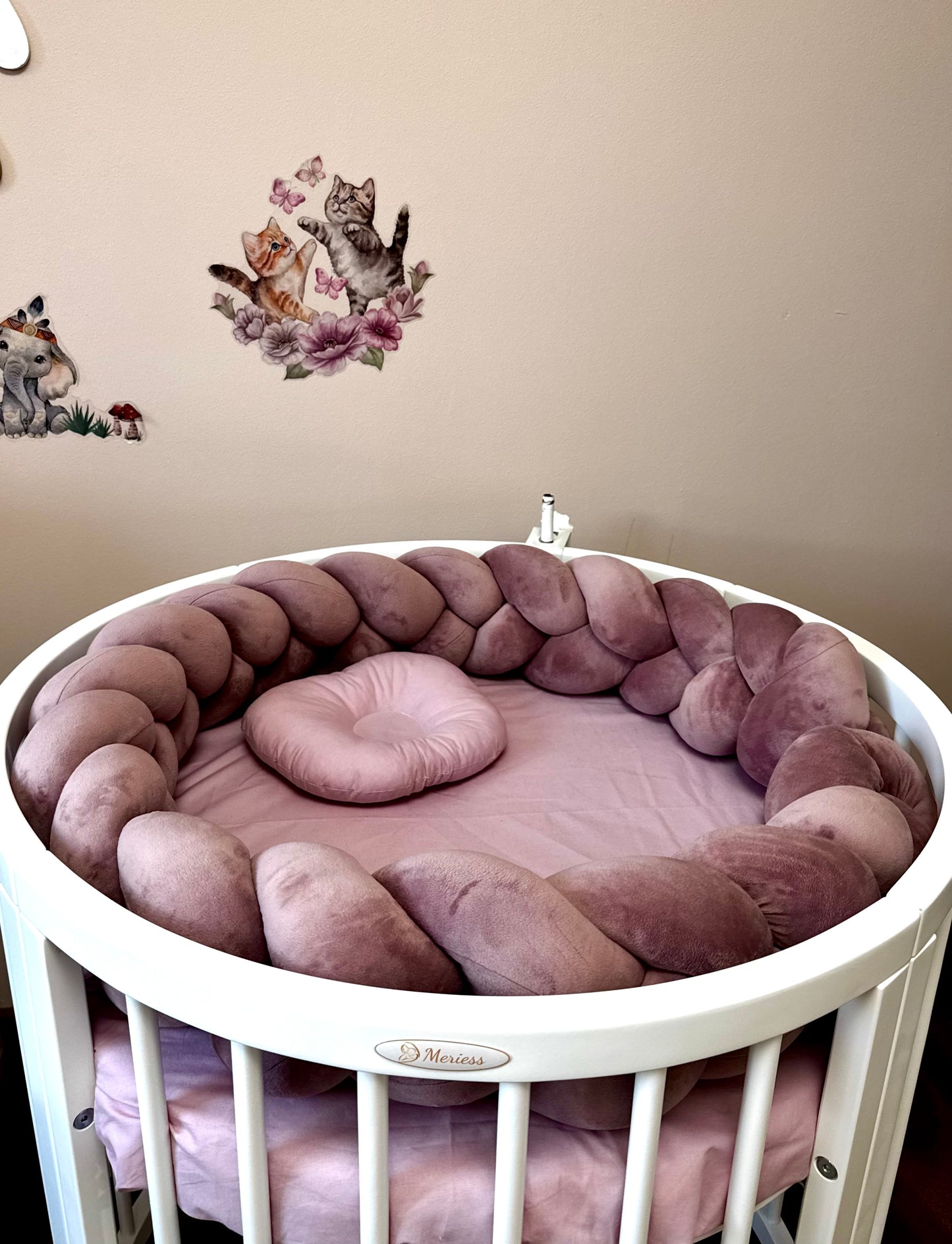 Protecție împletită pentru pătuț, 230 cm, roz plămâniu