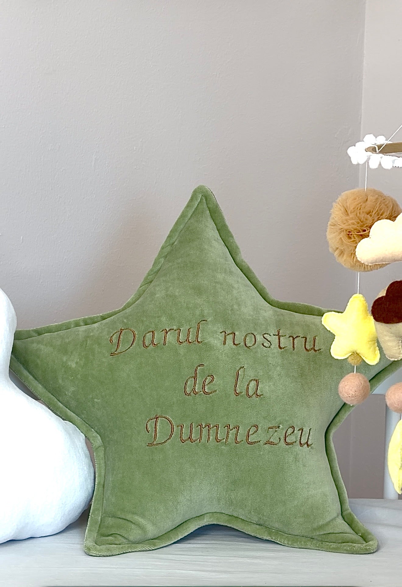 Steluță personalizată cu mesaj. Verde.