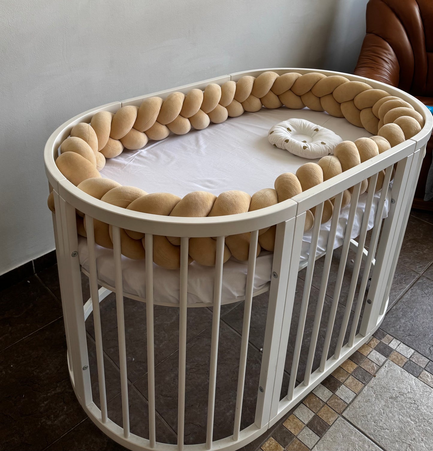 Copriletto intrecciato Capucino 350 cm per letto ovale o 120/60