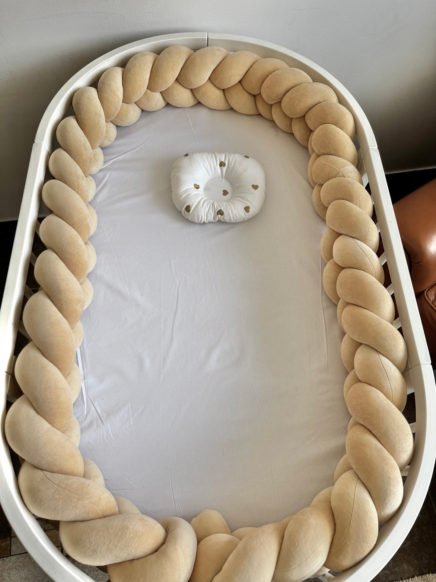 Copriletto intrecciato Capucino 350 cm per letto ovale o 120/60