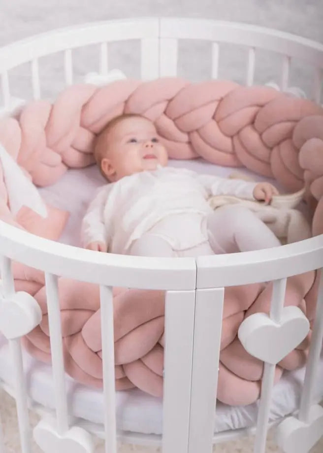 Patut oval Royal Sleep 9 in 1 Hearts - Meriess - Descoperă la Meriess o selecție premium de lenjerie de pat pentru bebeluși, pătuțuri multifuncționale, accesorii esențiale și cadouri speciale. Calitate garantată și livrare internațională. Suport 24/7 pentru toți părinții!