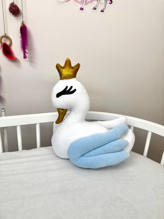 Lebădă decorativă din velur moale cu umplutură hipoalergenică – decor pentru camera copilului. Albastru deschis