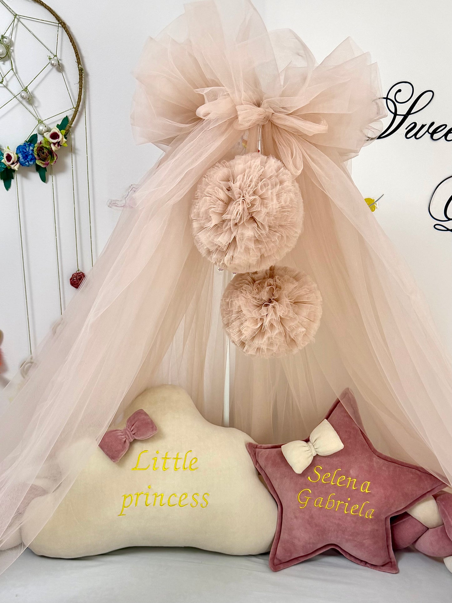 Set cu două pernuțe personalizate- bej și roz prăfuit