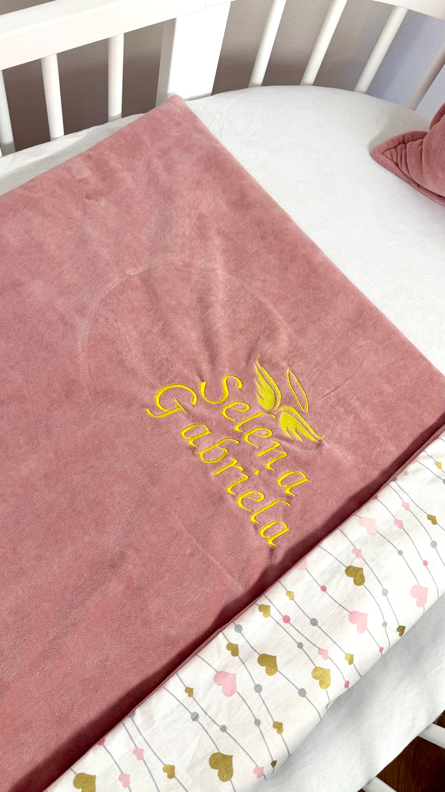 Păturică plăpumioară personalizabilă cu două fețe: velur și bumbac. Roz prăfuit.
