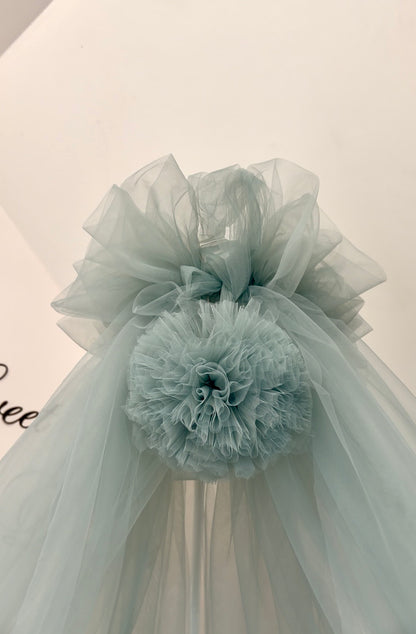 Baldachin fin, verde prăfuit