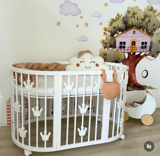 Pătuț transformabil 9 in 1 cu coronițe